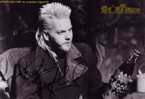 Kiefer Sutherland autograph collection entry at StarTiger