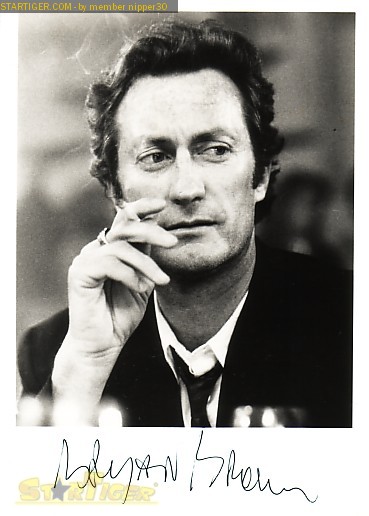 Bryan Brown Autographed Glossy 8x10 deals Photo - COA #BB58769