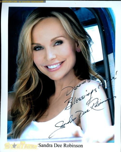 Sandra Dee Robinson autograph collection entry at StarTiger