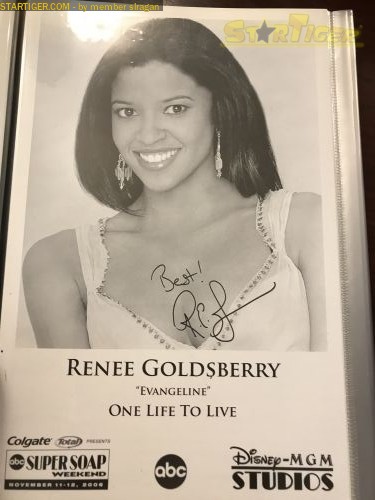 Renee Goldsberry autograph collection entry at StarTiger